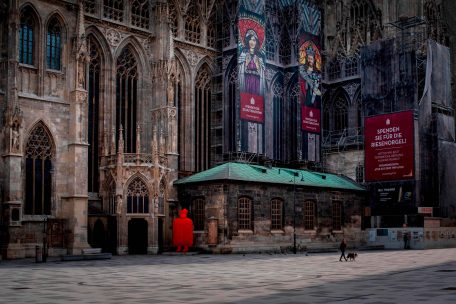 Am 19. Mai fast alles wieder offen / Österreichs Tanz auf dem Covid-Vulkan