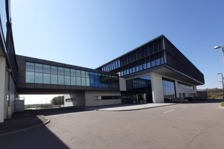 Blick auf den neuen Hauptsitz der Cargolux