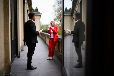 Paulette Lenert im Interview mit Tageblatt-Chefredakteur Dhiraj Sabharwal