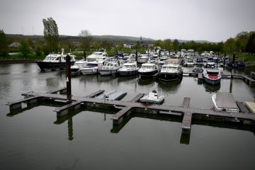 Freizeitschiffer  / Schwebsingen: Urlaubsflair an der Mosel 