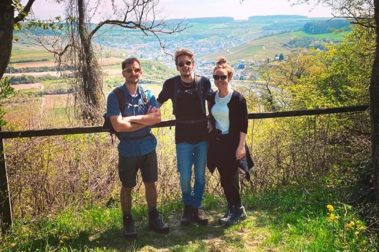 Jakobsweg / Drei Freunde wandern sechs Tage quer durch Luxemburg für den guten Zweck
