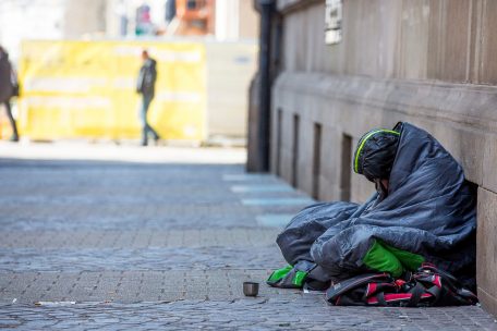 Kritik am Sozialsystem / „Unangebracht und kontraproduktiv“: Politik reagiert auf Vorwürfe der „Stroossenenglen“