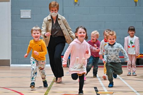 Großbritannien / Volle Verantwortung: SNP-Erfolg überschattet Johnsons Triumph