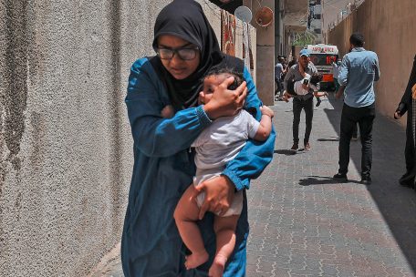 Und Schutzsuchende im Gazastreifen