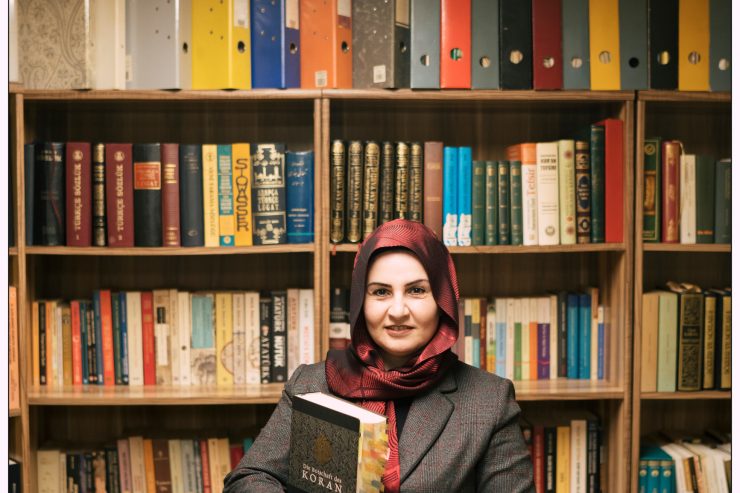 Abrechnung mit dem Patriarchat / Muslima klagt mit Buch Frauenfeindlichkeit der Glaubensgemeinschaft an