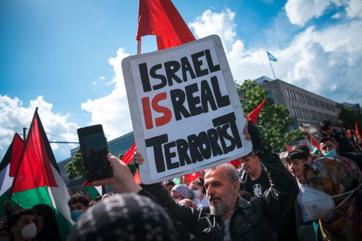 Meinung / Der Antisemitismus und der Nahost-Konflikt auf deutschen Straßen