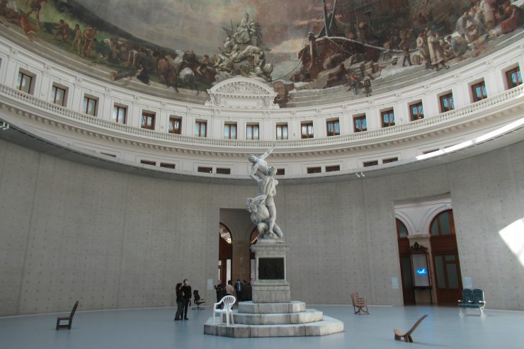 Kunst / Pinault-Museum öffnet: Das lange Warten auf den Pariser Traum