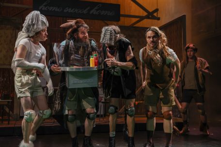 Comme s’ils étaient au casting pour un clip du groupe Band of Horses: le gang de chevaux auquel Mocca (Dominik Raneburger) voudrait tant appartenir