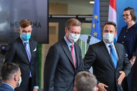 Wirtschaftsminister Franz Fayot, Großherzog Henri und Premierminister Xavier Bettel bei der Feierlichkeit zur Einweihung des neuen Superrechners