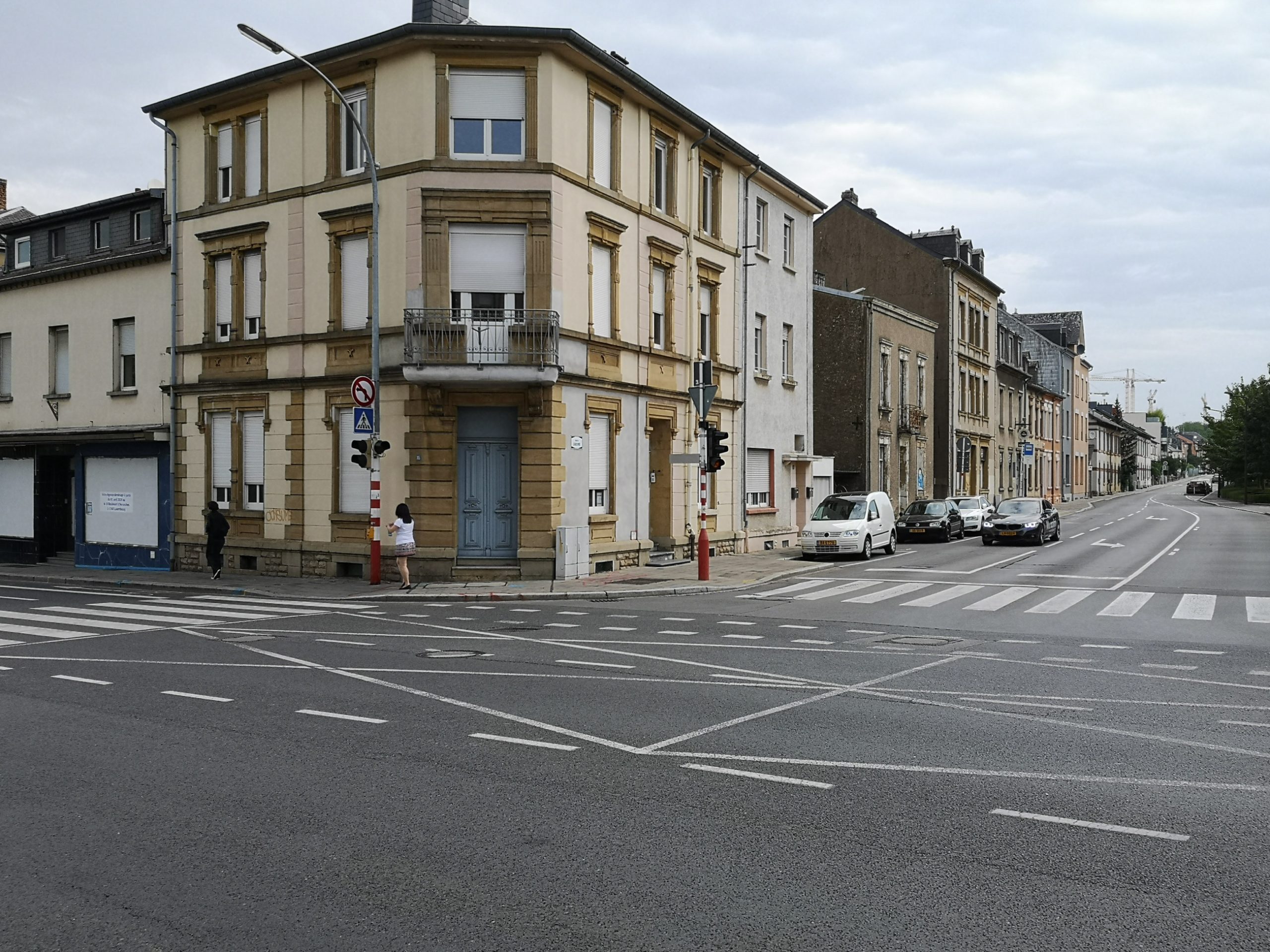 So sah die Ecke rue de l'Aciérie/route d'Esch noch vor nicht allzu langer Zeit aus