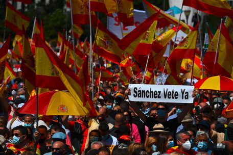Spanien / Straferlass für katalanische Separatisten spaltet das Land