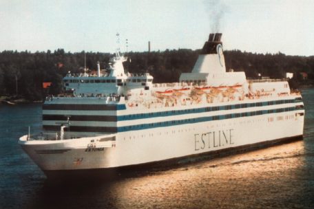 Schweden / Tauchgang zur Wahrheit: Erstmals wird das Wrack der „Estonia“ offiziell untersucht