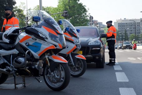 Esch/Alzette / Verfolgungsjagd: Fahrer flüchtet vor Kontrolle und drängt Polizeimotorrad ab