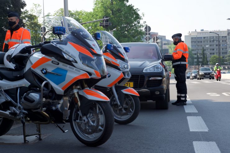 Esch/Alzette / Verfolgungsjagd: Fahrer flüchtet vor Kontrolle und drängt Polizeimotorrad ab