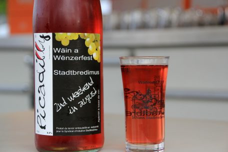 Die Macher des „Picadilly“-Events gehen im Juli und August abermals mit einem Hop-on/Hop-off-Bus auf Tournee „uechter d’Land“