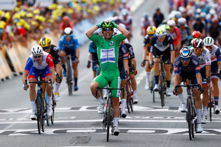 Tour de France / Cavendish schlägt erneut zu – Van der Poel behält Gelb