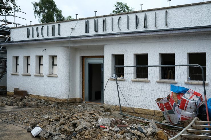 Umbauarbeiten  / Materialmangel: Düdelinger „Oppe Schwemm“ bleibt in dieser Saison geschlossen