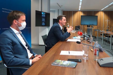 Eine persönliche Erfahrung mit Luxemburg versprechen Tourismus-Minister Lex Delles und Dr. Sebastian Reddeker, CEO von „Luxembourg for Tourism“
