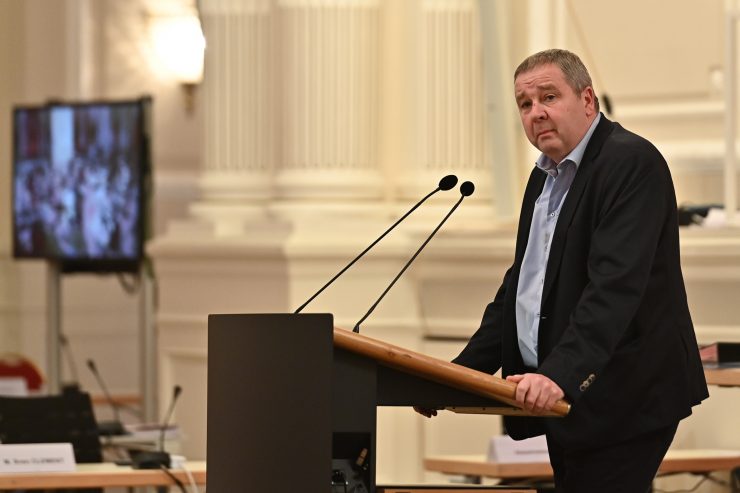 Waringo-Bericht / CSV-Abgeordneter Michel Wolter: „Corinne Cahen ist weit von der Realität entfernt“