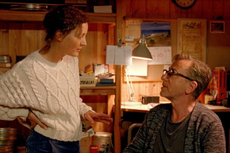 L’actrice luxembourgeoise Vicky Krieps et Tim Roth dans „Bergman Island“ de Mia Hansen-Løve 