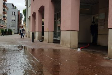 Überschwemmung / Esch kommt vergleichsweise glimpflich davon: Vollgelaufene Keller und geschlossenes Testzentrum