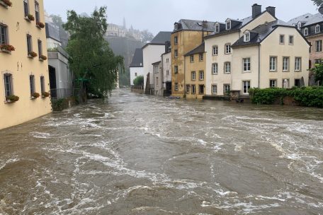Erhebliche Schäden / Die Hauptstadt unter Wasser