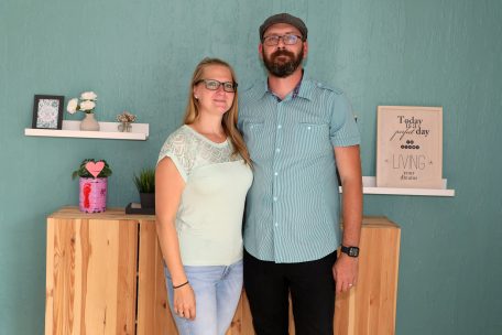 Die Eltern Jessy und Thierry Winckel-Steffen mussten die Nachricht, dass ihr kleiner Lenny auf vieles allergisch reagiert, erst einmal verdauen