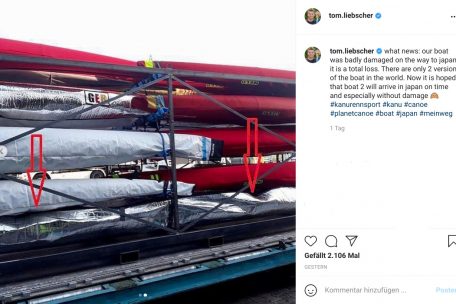 Tom Liebscher veröffentlicht in den sozialen Medien ein Bild von dem beschädigten Kajak: Die roten Pfeile verweisen auf das K4