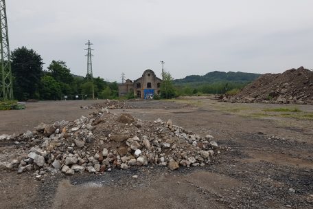 Geht es nach Eschs Bürgermeister Georges Mischo, dann könnte der „Crassier Terres Rouges“ eine provisorische Lösung sein