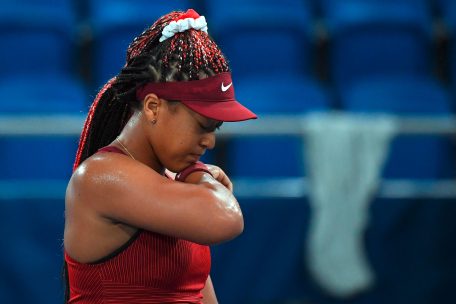 Tennis / Das Spiel mit dem Feuer geht schief: Osakas Goldtraum platzt im Achtelfinale