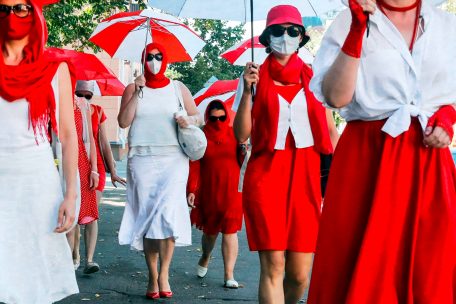 Belarus / Ein Jahr nach dem Volksaufstand schlägt Lukaschenko wütend um sich – und hilft damit Putin