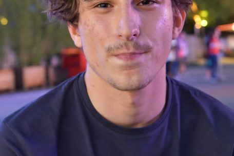 Mattis (18) ist Student: Er findet die Initiative des mobilen Impfbusses sehr modern