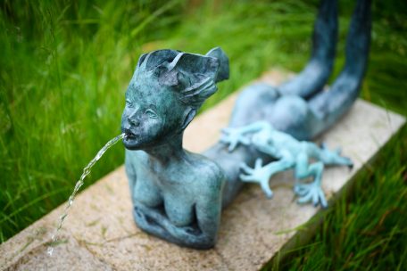 FR.A.RT (26) / Myriam R. Schmit, 1947, Kirchberg