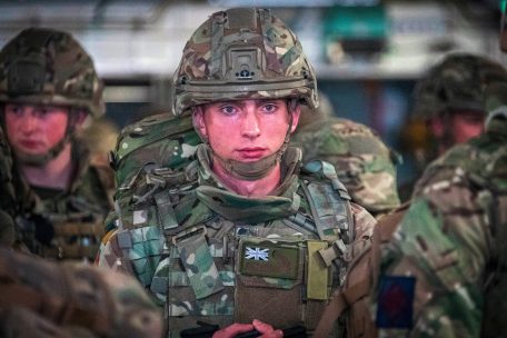 London / Afghanistan-Politik der britischen Regierung wird heftig kritisiert