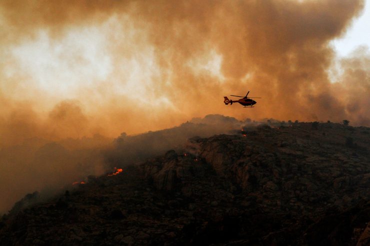Extremwetter / Riesige Waldbrände wüten nun auch in Spanien und in Portugal