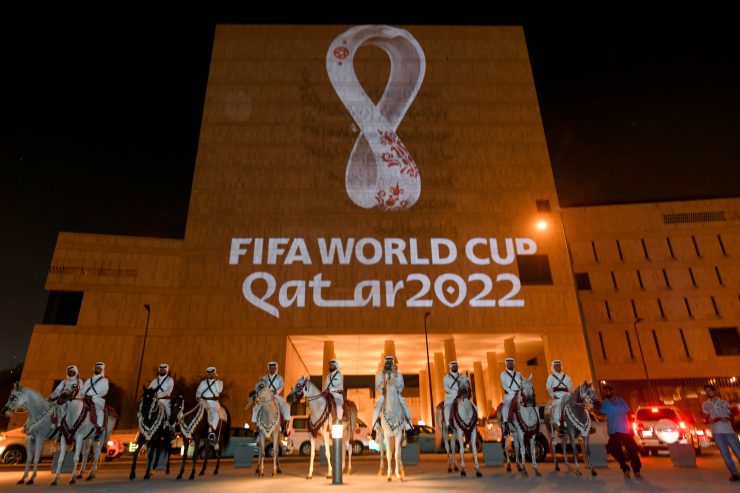 Editorial / Wenn Mosar und Baerbock zu Geschwistern im Geiste werden: Populistische Forderungen nach einer Absage der WM in Katar