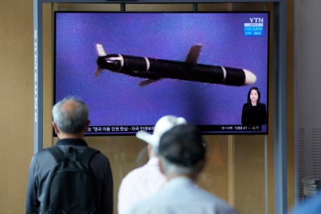 Nordkorea hat nach eigenen Angaben am Wochenende erfolgreich neu entwickelte Langstrecken-Marschflugkörper getestet