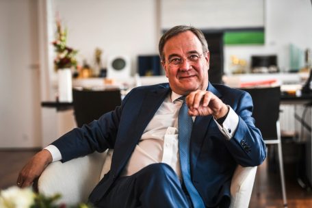 Deutschland / Kanzlerkandidat Armin Laschet im Interview: „Natürlich war das Lachen ein Fehler“