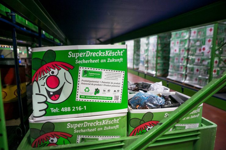SuperDrecksKëscht / Dieschbourg stellt Expertenbericht vor und antwortet auf Kritik