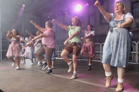 Mix aus Nationen und Kulturen / Bei der „Fête des cultures“ in Schifflingen wird die Vielfalt gefeiert