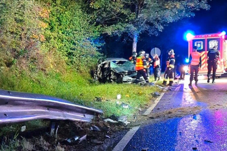 Polizei / Zwei Verletzte bei Unfall zwischen Fentingen und Bivingen – einer schwebt in Lebensgefahr
