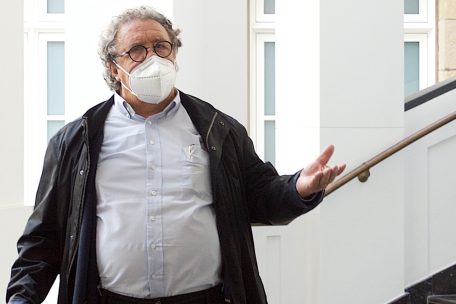 Organisiertes Bettlertum / Gaston Vogel wegen Aufruf zu Hass vor Gericht