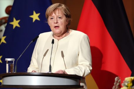 Deutschland / Tag der Einheit: Merkel fordert Einsatz für die Demokratie