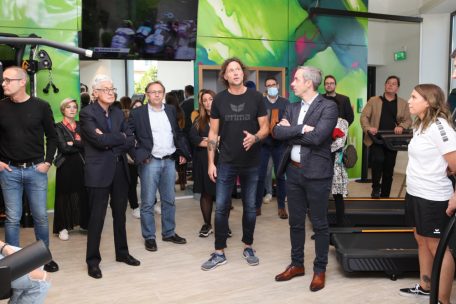 Das Nutzen der Fitnessgeräte ist ein ergänzendes Angebot zum Schwimmen und im Preis mit inbegriffen