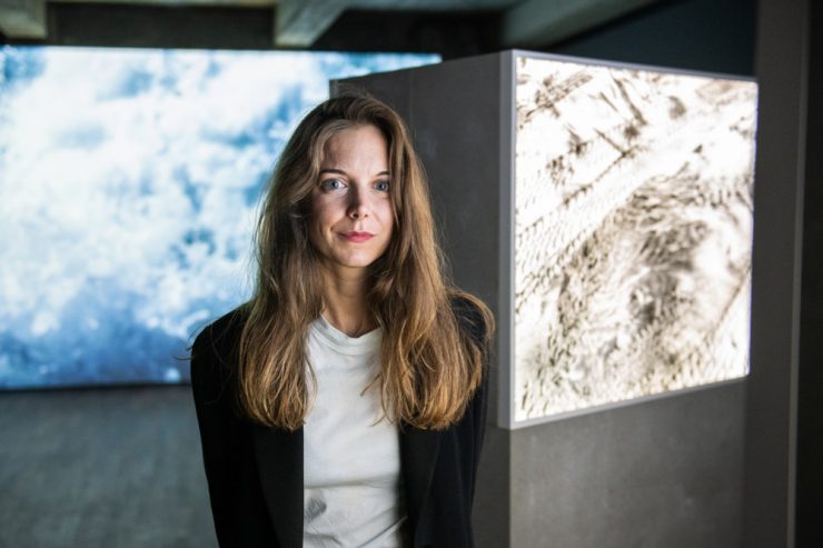 Ausstellung / Die Abwesenheit festhalten: Lisa Kohl stellt ihr Projekt „ERRE“ in der „Konschthal“ aus