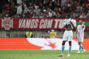 Luxemburger im Ausland / Barreiro überbietet Strasser-Rekord, „Kiki“ Martins fliegt vom Platz