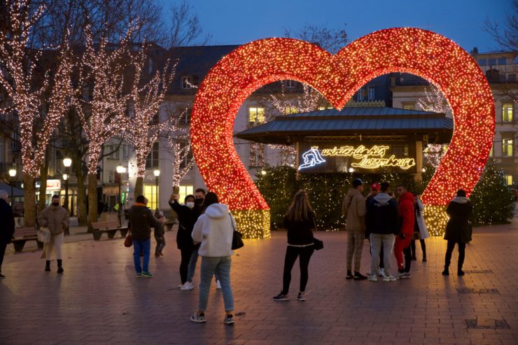 Luxemburg-Stadt / Traditioneller Weihnachtsmarkt kehrt zurück – und historischer Baum muss weichen