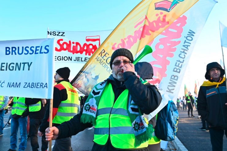 Straßensperrungen / Polizei erwartet 2.000 polnische Demonstranten am Freitag in Luxemburg-Stadt