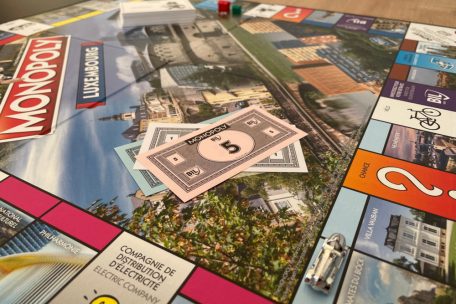 Fiktiver Besitzer von der „Philharmonie“ oder der „Villa Vauban“ sein – das Brettspiel macht es möglich