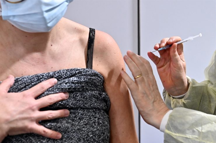 Impfgegner / 11.686 Unterschriften gegen eine Corona-Impfpflicht – zwei Petitionen über der Schwelle